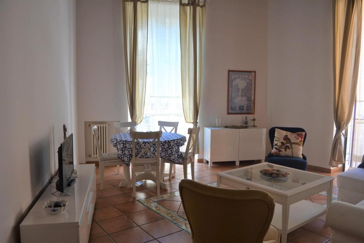 Giulia's * Naples